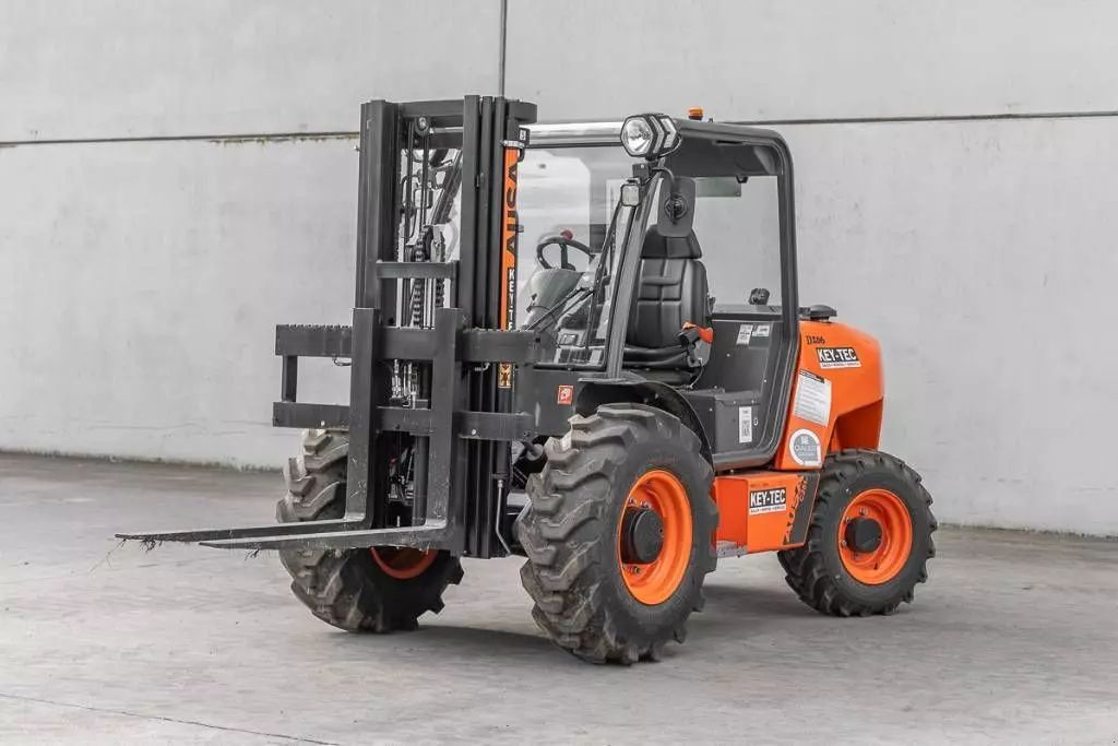 AUSA c 251 h x4 Carretilla elevadora 48.500 €