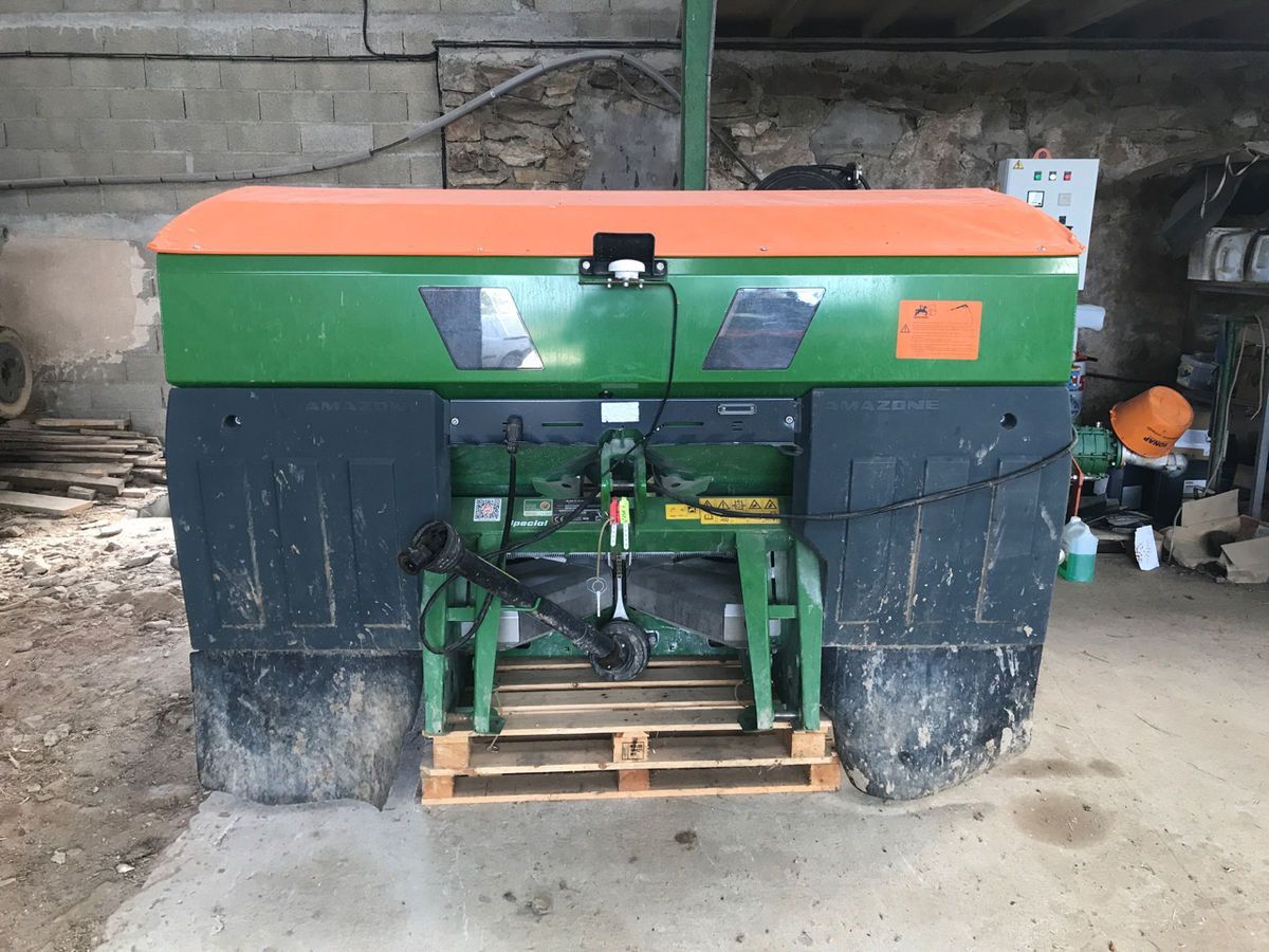 Amazone zav 2000 spécial Rozsiewacz nawozów 11 000 €