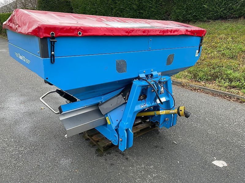 E-FARM: Lemken Tauri 12 - Rozsiewacz nawozów - id 8ELBQNS - 11 750 € - Rok produkcji: 2021 - Niemcy
