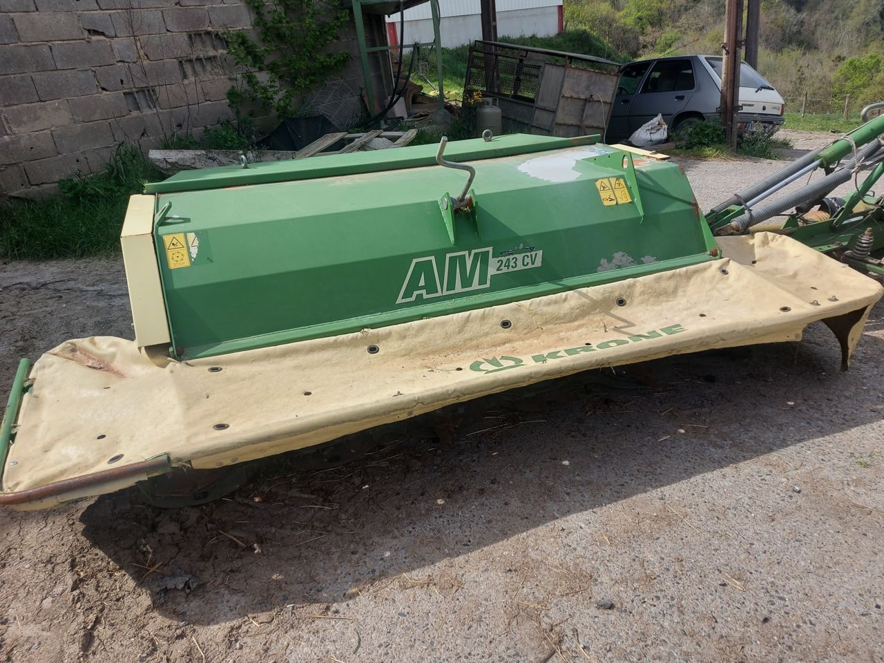 E-FARM: Krone AM 243 CV - Faucheuse - id HTU4L9S - Année: 2005 - France