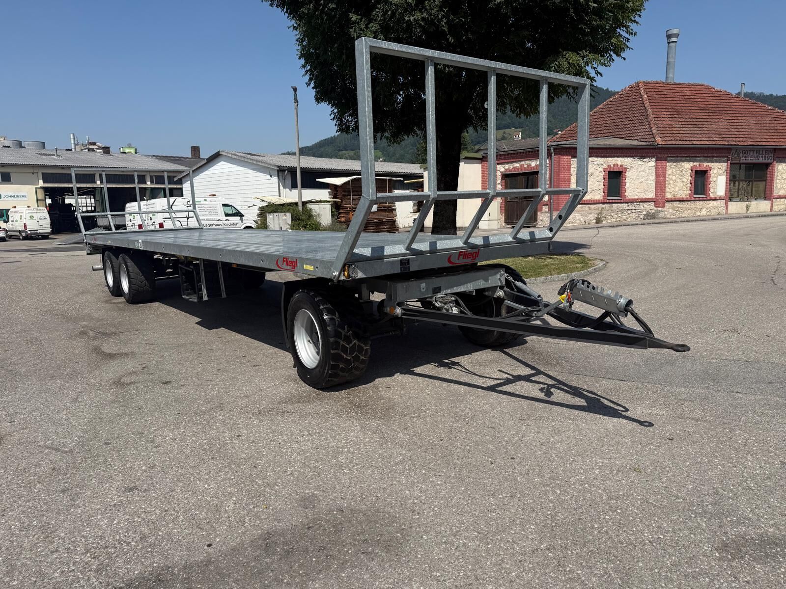 E-FARM: Fliegl dpw 210 ballentransporter - Remorque - id 9NNJHZG - 24 917 € - Année: 2021 - Autriche