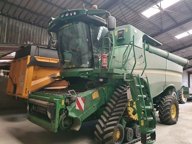 E-FARM: John Deere S780 - Moissoneuse-batteuse - id CELPF3C - Année: 2021 - Lecture du nombre d'heure: 734,France