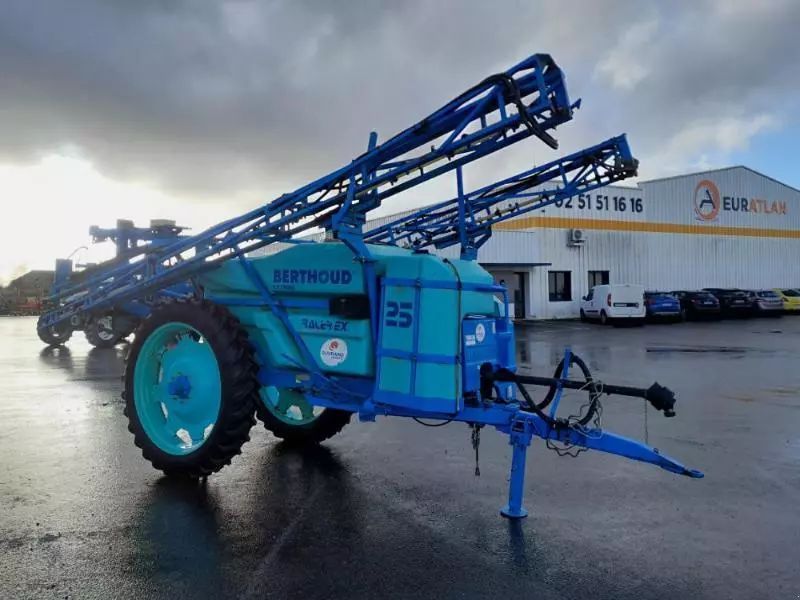 Berthoud Racer 2500 Sprayer €10,000