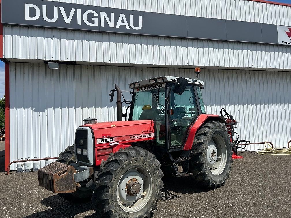 E-FARM: Massey Ferguson 6160 - Tracteur - id BBTB2YT - 19 500 € - Année: 1999 - Lecture du nombre d'heure: 6 370,Puissance du moteur (chevaux): 105,France
