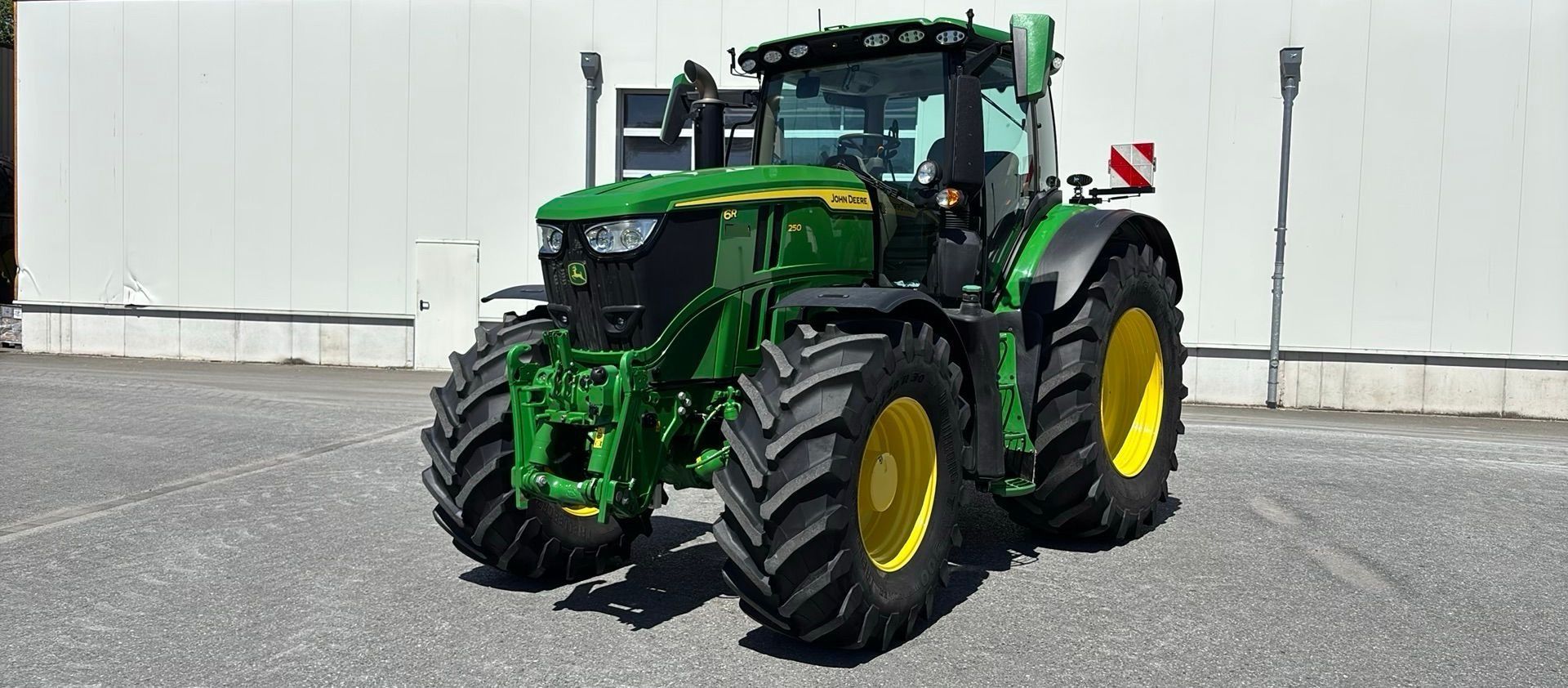 John Deere 6R 250 Tractor €157,000