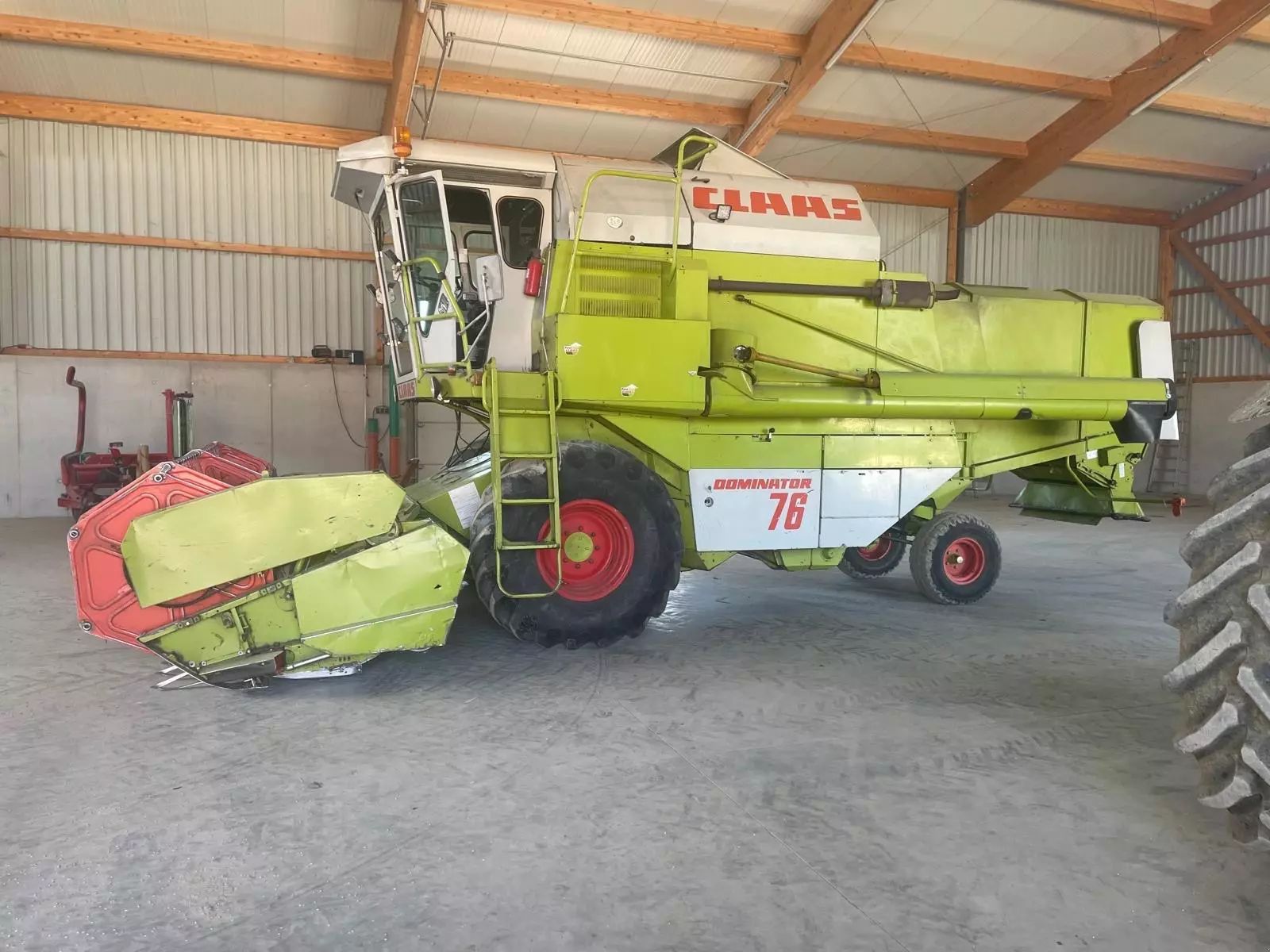 Claas Dominator 76 Combine harvester €15,950
