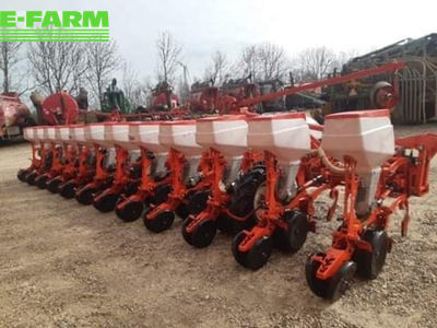 E-FARM: Gaspardo manta xl 12 rk - Precision drill - id RPYIGD1 - €19,976 - Year of construction: 2011