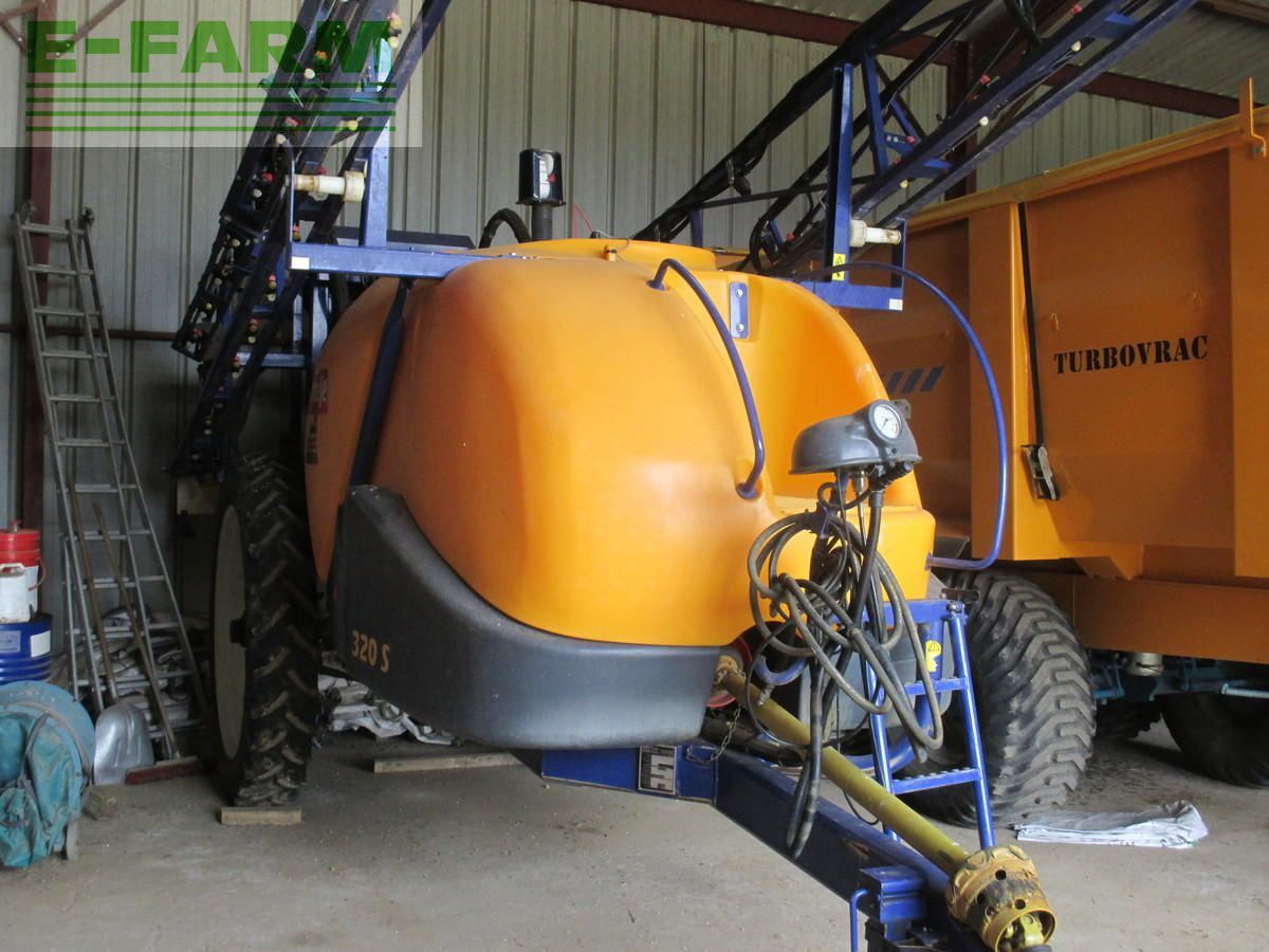 E-FARM: Caruelle olympia 320.s - Sprayer - id 28XRMDX - €38,000 - Year of construction: 2011 - France