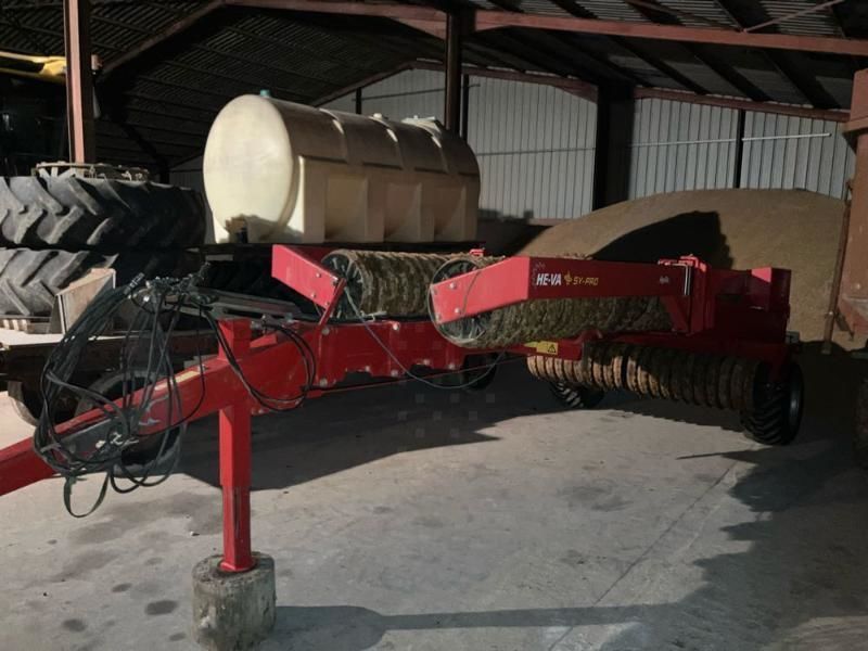HE-VA tip-roller10.2m Prasy i wały 18 000 €