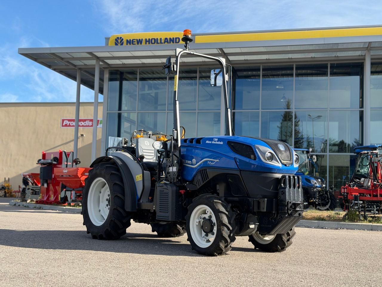New Holland T4.80 V Tractor €44,900