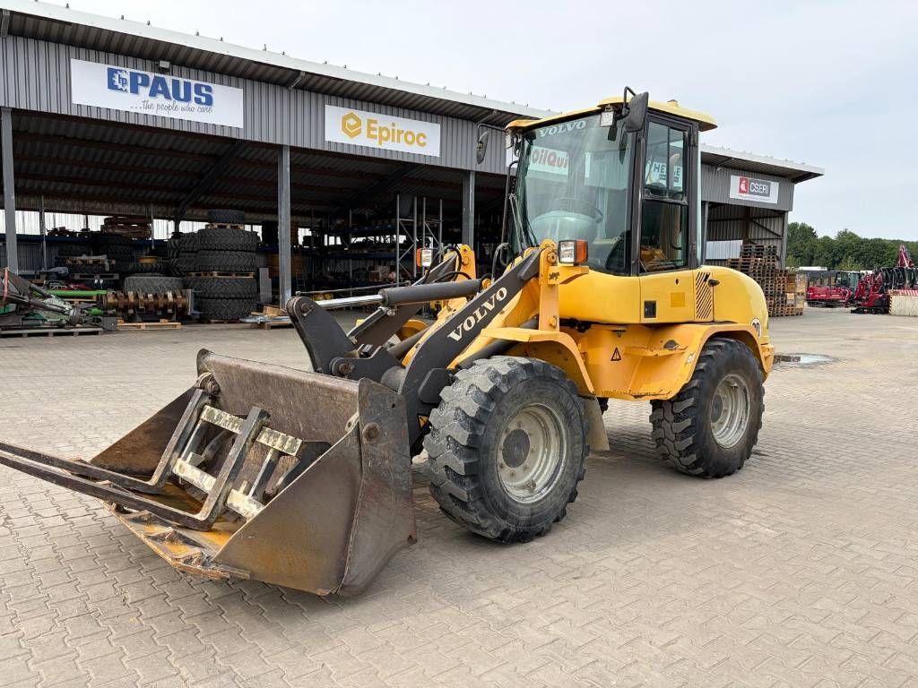 VOLVO l 30 b Încărcător pe roți 20.500 EUR