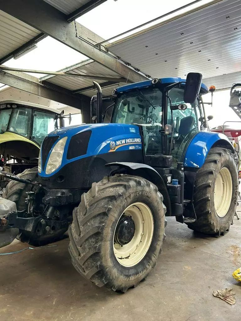 New Holland T7.170 Traktor 49 500 €