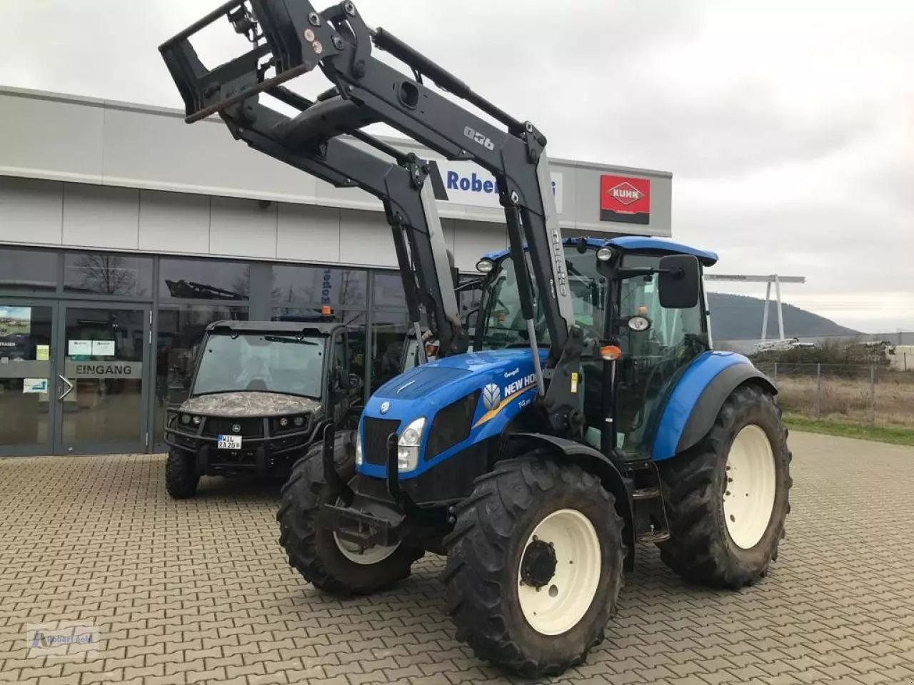 E-FARM: New Holland T4.85 - Tractor - id FCYAK61 - 32.990 € - Año: 2016 - Horas: 5790,Potencia del motor: 86,Alemania