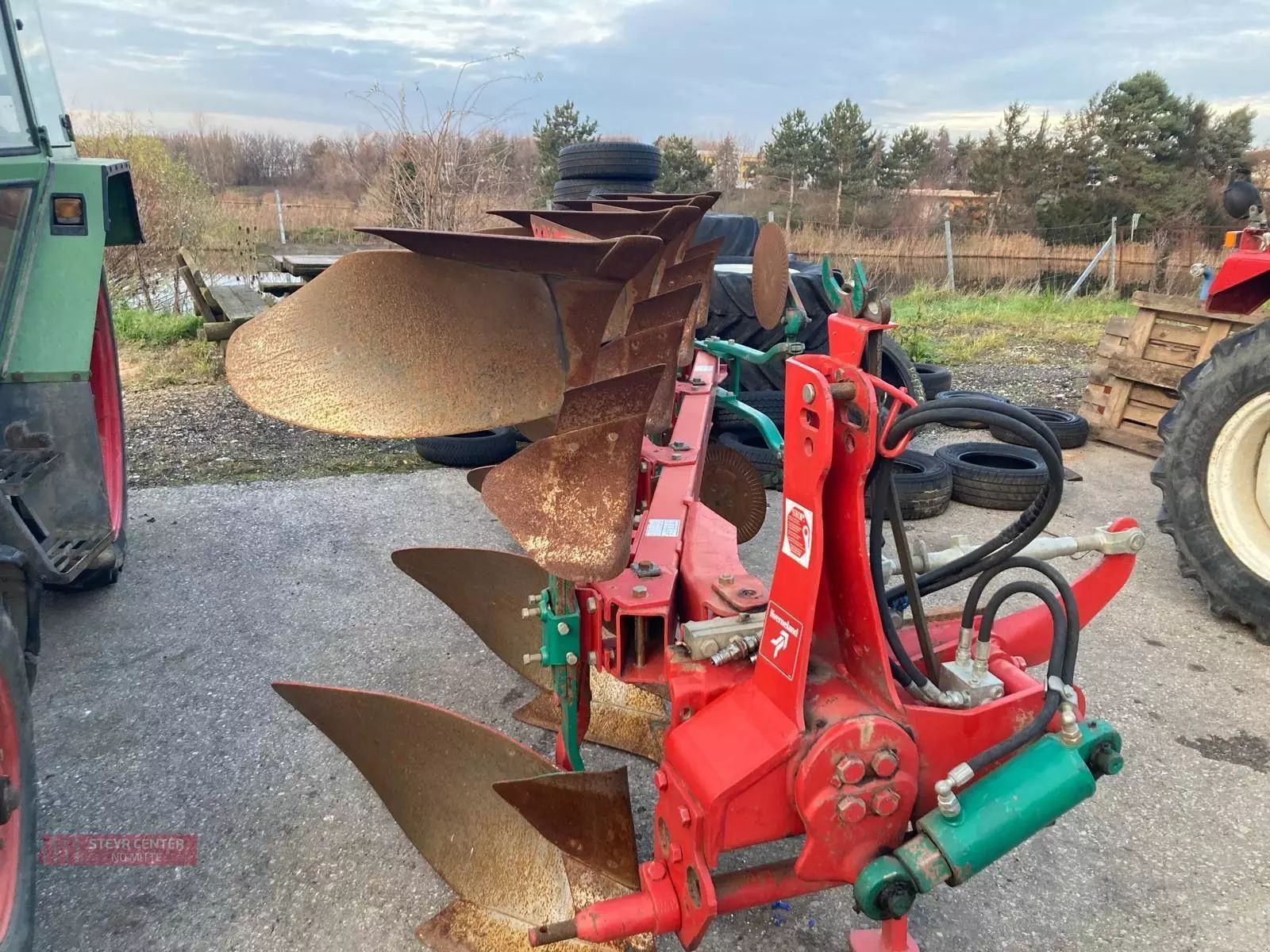 E-FARM: Kverneland pflug vd 100-160, 4-scharig - Charrue - id IUSKNYE - 6 372 € - Autriche