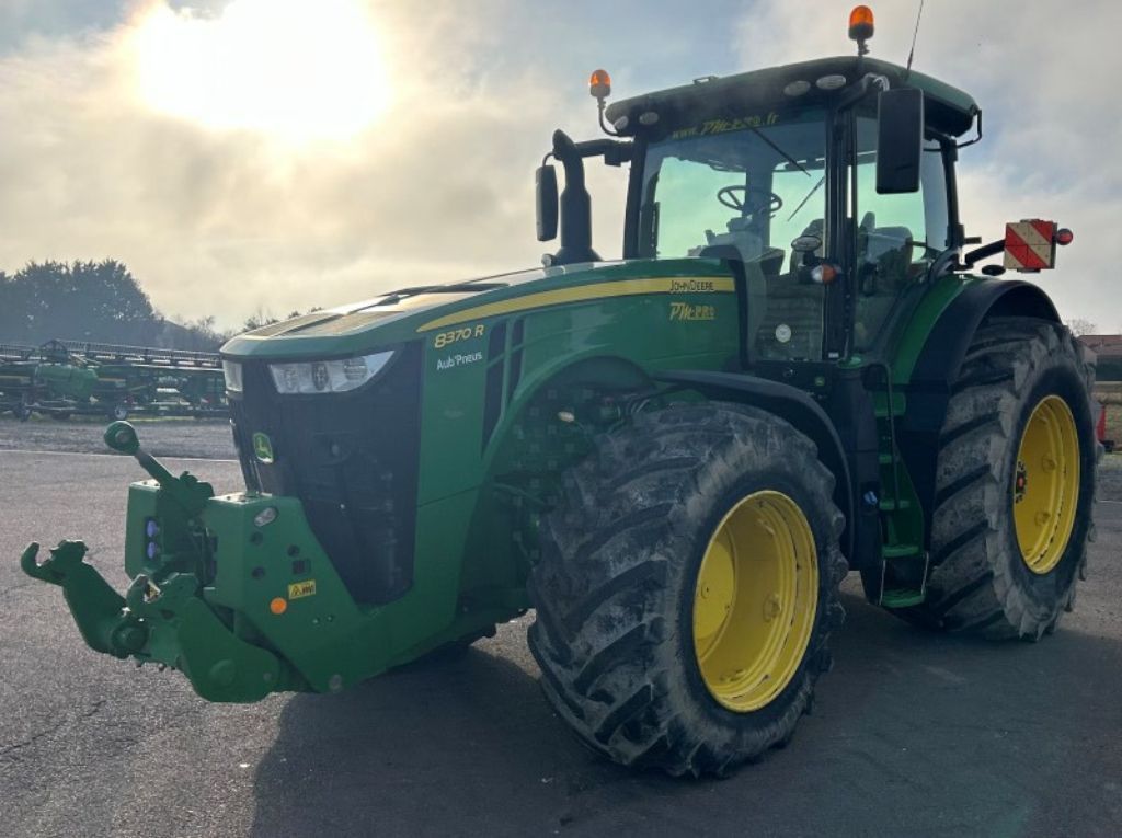 John Deere 8370 R Traktor 200.000 €