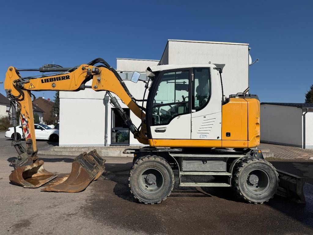 Liebherr a 910 compact litronic Excavadora de ruedas 53.900 €