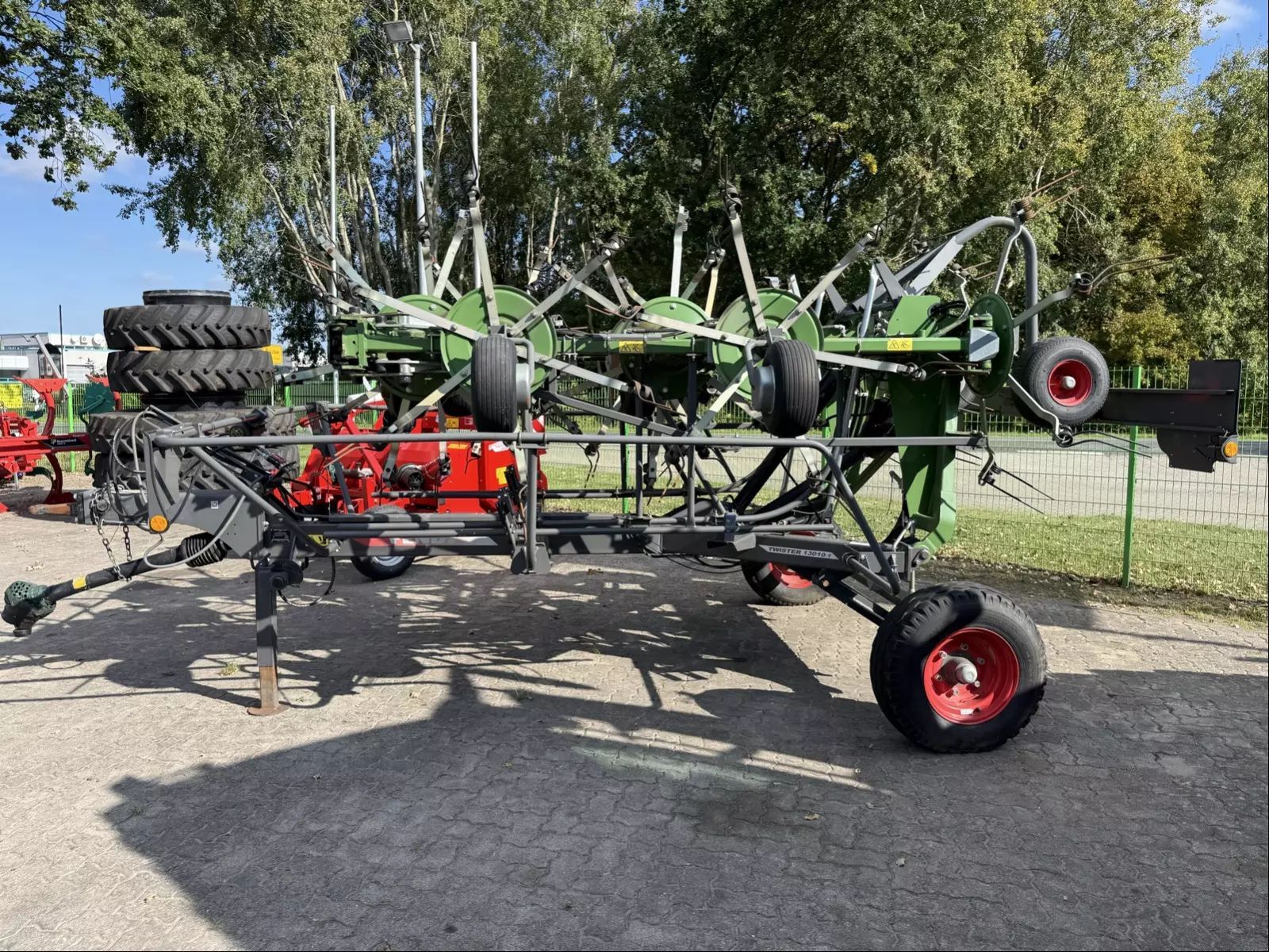 Fendt Twister 13010 T Karuzelowy przetrząsacz do siana 11 900 €