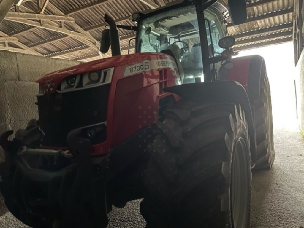 E-FARM: Massey Ferguson 8730 Dyna-VT - Tracteur - id MKHUEQ7 - Année: 2021 - Lecture du nombre d'heure: 2 500,Puissance du moteur (chevaux): 300,France