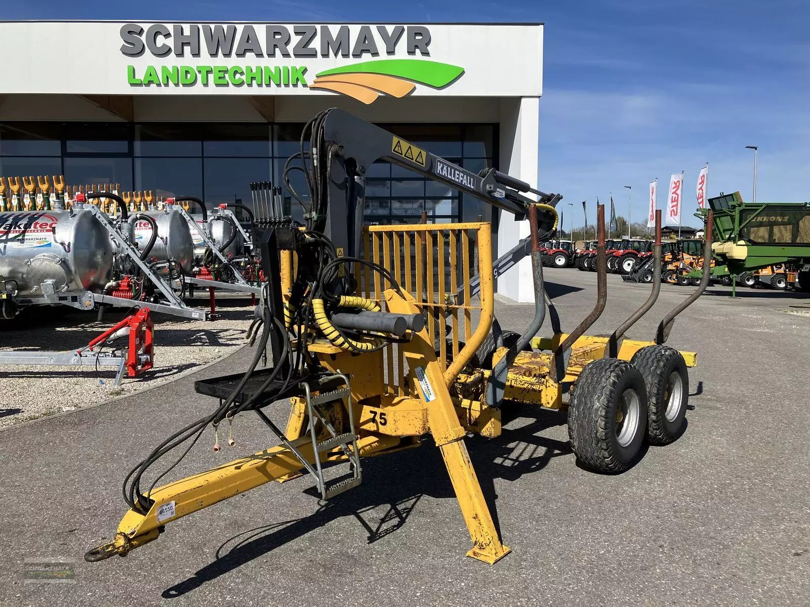 E-FARM: källefall 75 mit 5,1m kran - Skovbrugsvogn - id TBSEZCR - 12.301 € - Produktionsår: 1999 - Østrig