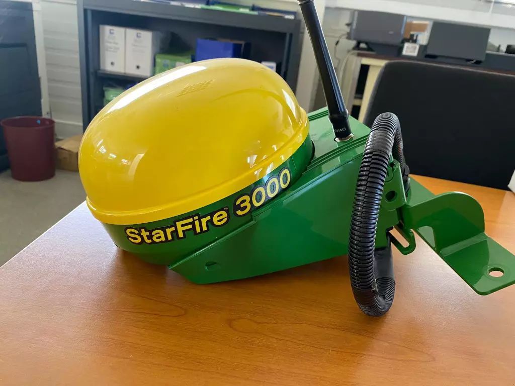 E-FARM: John Deere sf 3000 rtk radio - Precision farming and GPS - id BS2E4IL - €5,900 - France