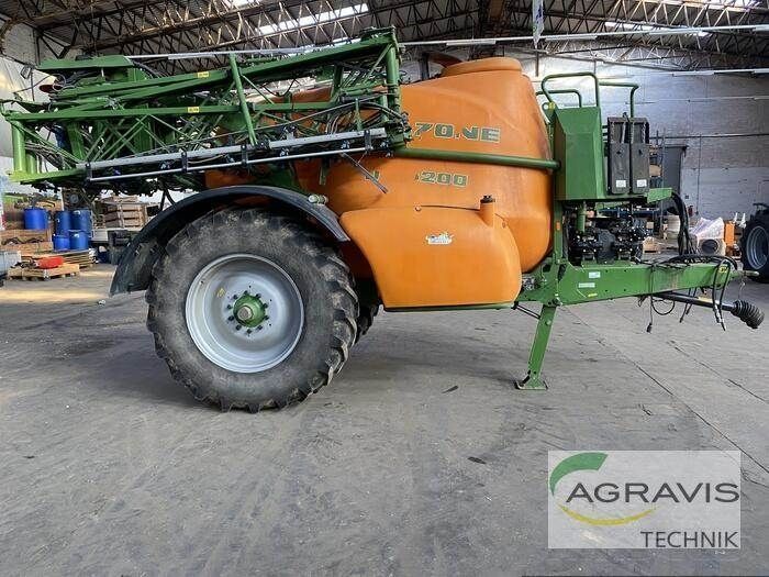 E-FARM: Amazone ux 5200 - Sprayer - id YACHMU3 - €23,500 - Year of construction: 2005 - Engine hours: 1,Germany
