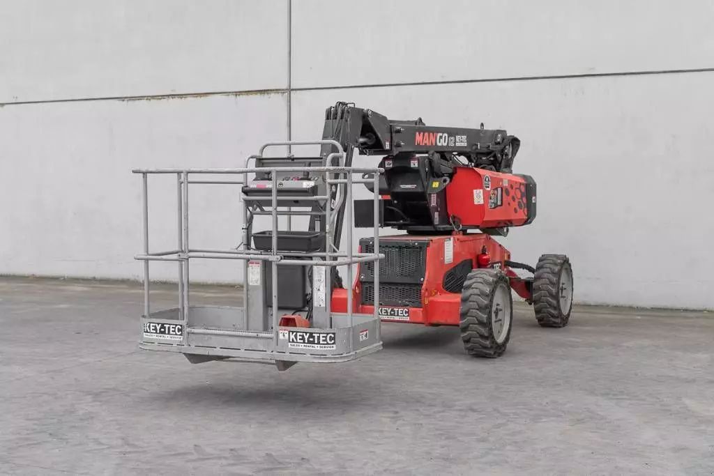 Manitou mango 12 Self propelled platform €36,500