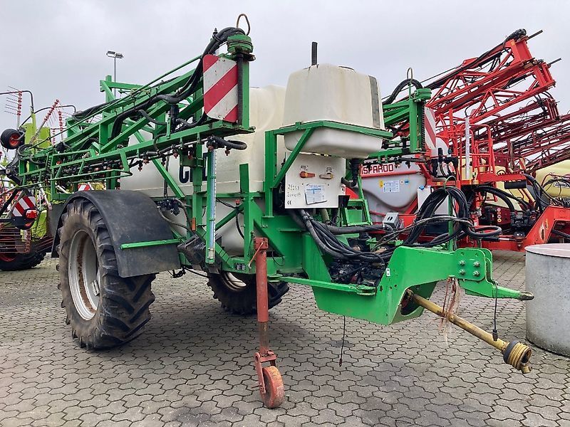 CHD d 4027 Opryskiwacz 9900 €