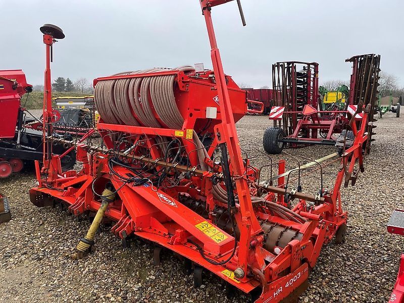 E-FARM: Kuhn hr4003/lc 402 - Vetőgép - id NZKFRGY - 10 709 EUR - Gyártási év: 2005 - Dánia