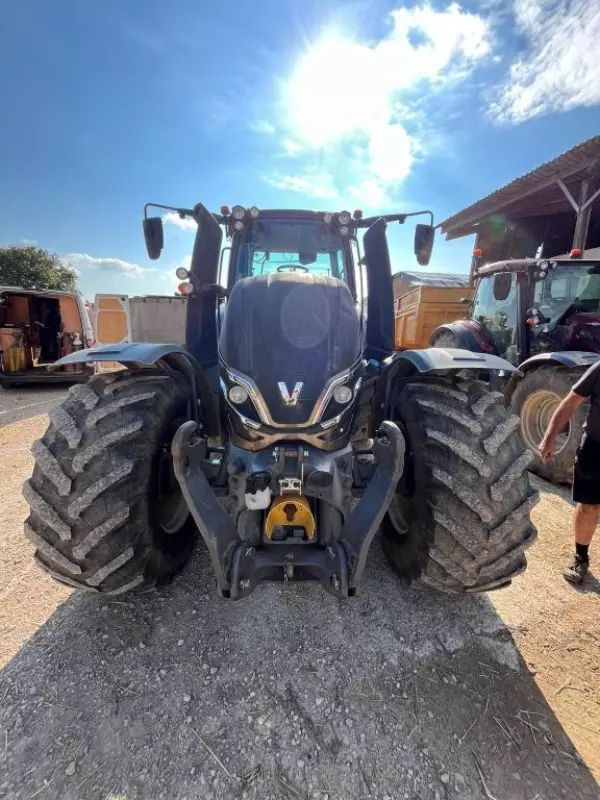 Valtra T215 Direct Traktor 88.000 €