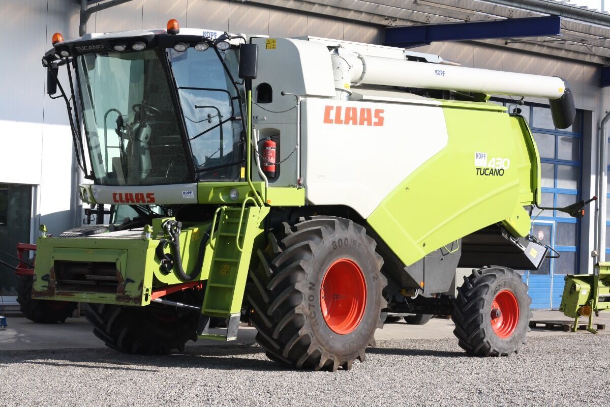Claas Tucano 430 Комбайн 129 000 €