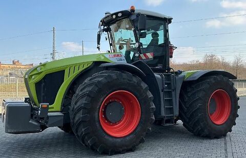 Claas Xerion 4200 Trac VC Трактор 283 000 €