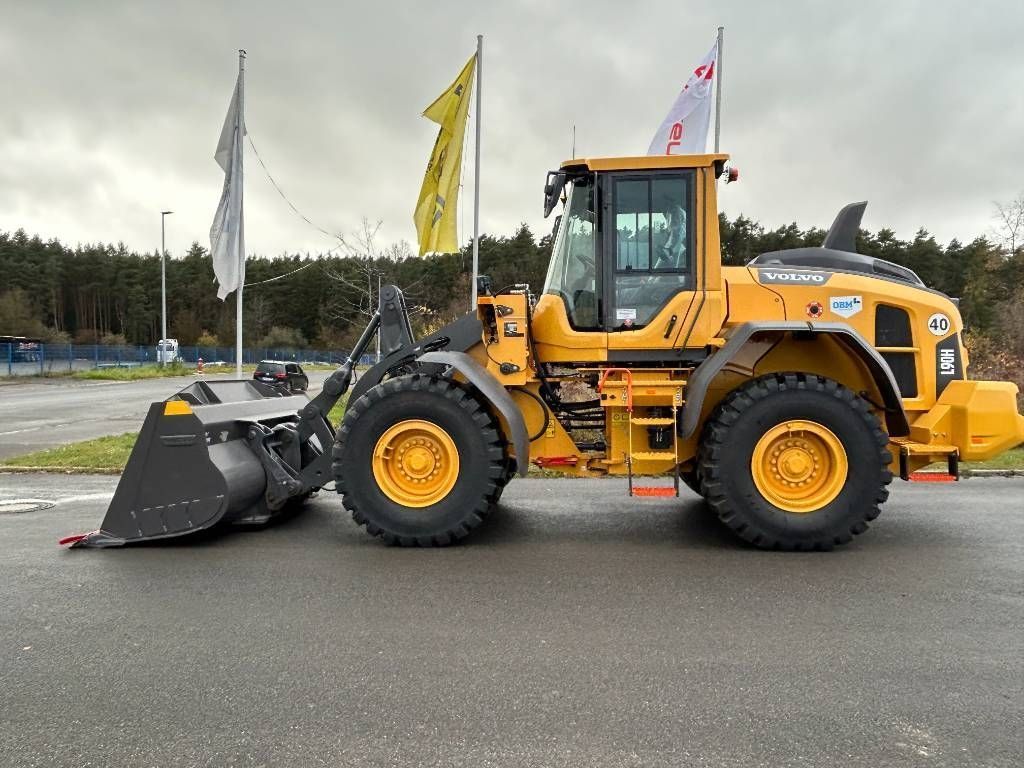 VOLVO l 90 h 2 Wheel loader €190,000