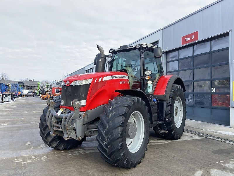 Massey Ferguson 8670 Dyna-VT Tractor €90,000
