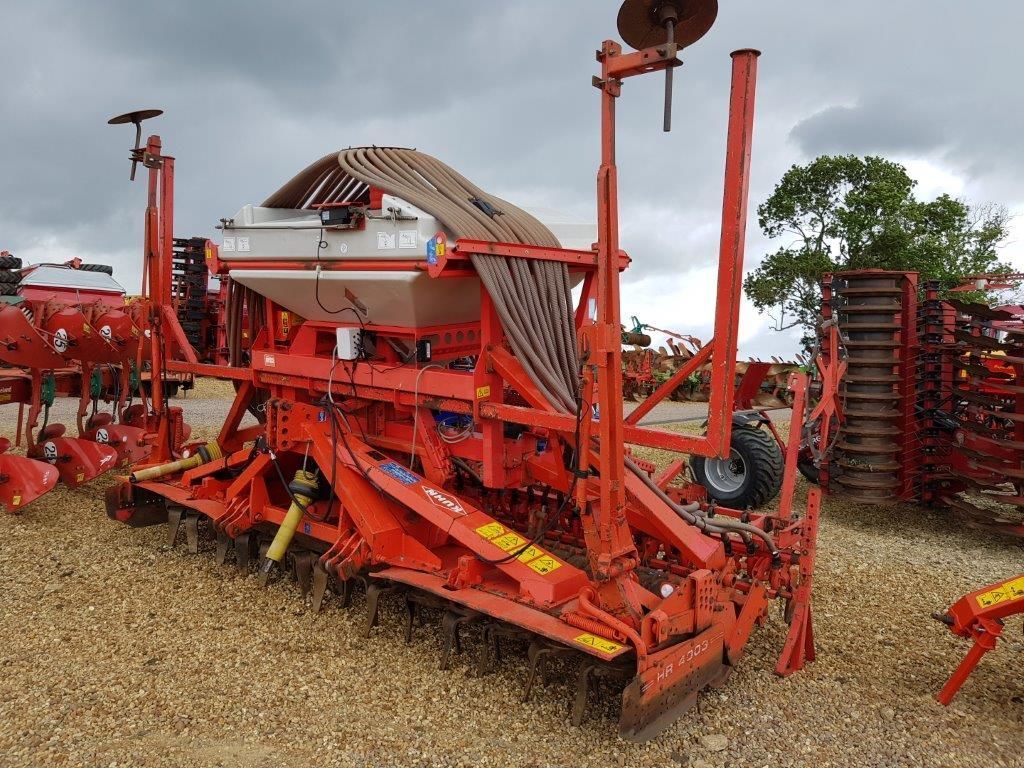 E-FARM: Kuhn Venta 402 Airseeder - Semoir - id P7A4FZA - 10 481 € - Année: 1998 - Royaume-Uni