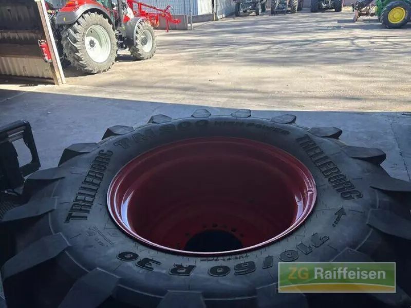 TRELLEBORG 710/60r30 162d -90 Wheel and track €5,000
