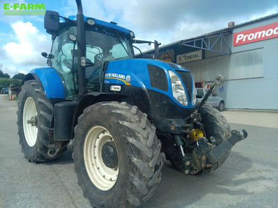 E-FARM: New Holland T7.210 - Tractor - id WBYQYNP - €70,000 - Year of construction: 2012 - Engine hours: 5,083,Engine power (HP): 165,France