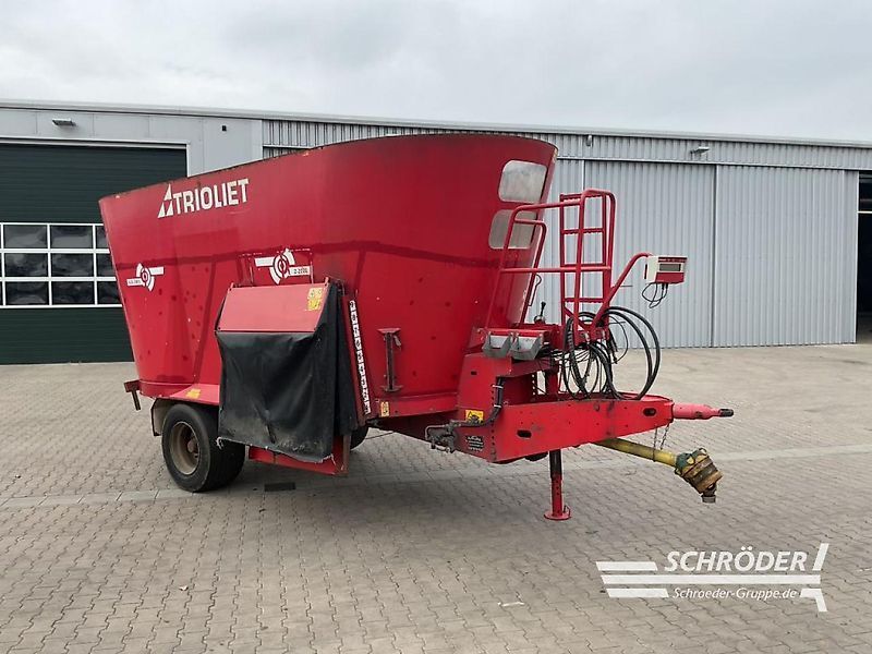 E-FARM: TRIOLIET Solomix 2 - 2000 ZK - Przyczepa do mieszania paszy - id F8UASKH - 9985 € - Rok produkcji: 2016 - Niemcy