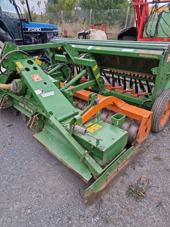 E-FARM: Amazone Ke 303 - Combinación de taladradoras - id ARSHFDJ - 12.500 € - Año: 2001 - Francia