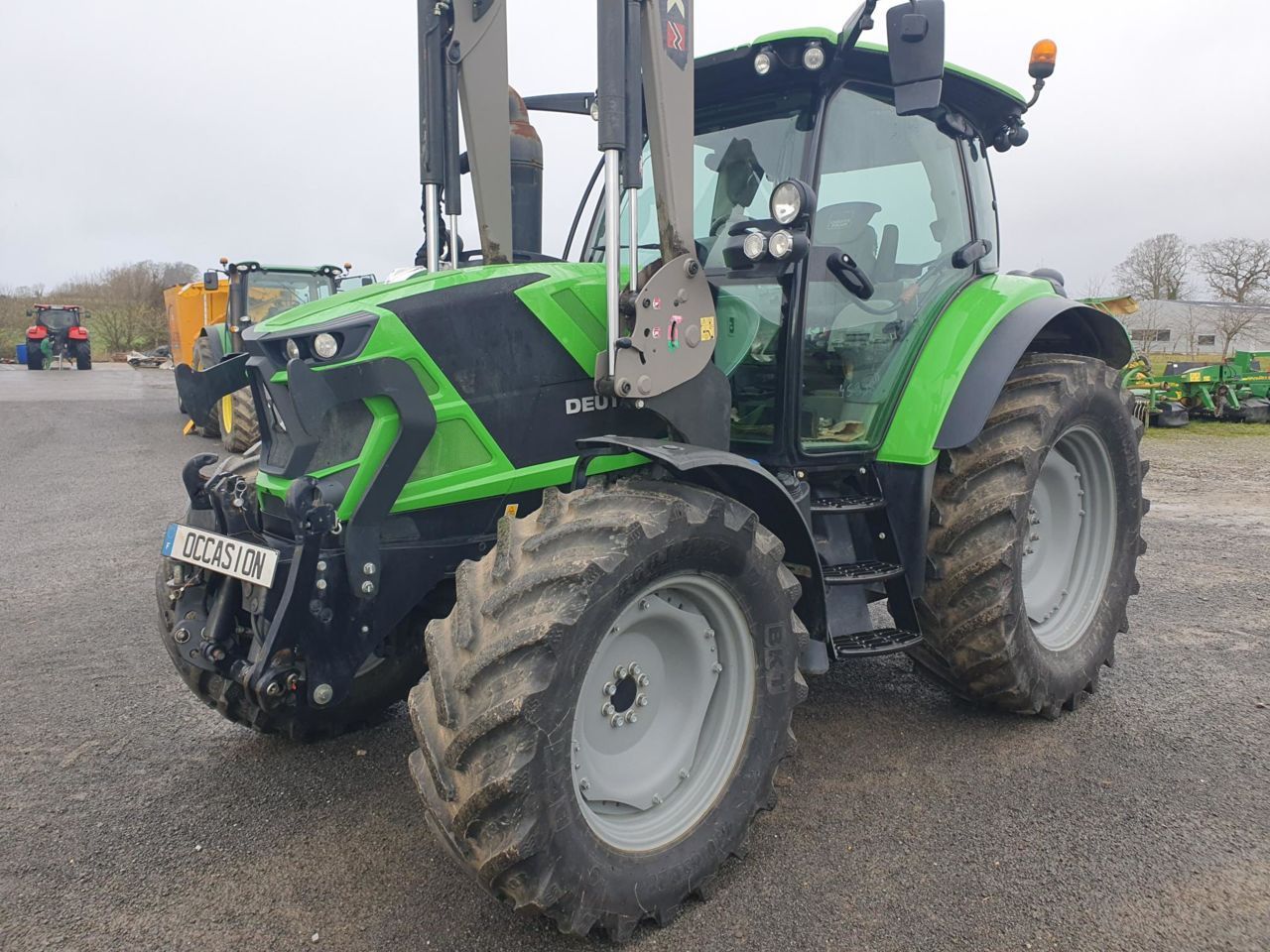 E-FARM: Deutz-Fahr Agrotron 6120 - Traktorius - id DRM39FH - 53 000 € - Gamybos metai: 2020 - Variklio darbo valandos: 2 800,Variklio galia (AG): 120,Prancūzija