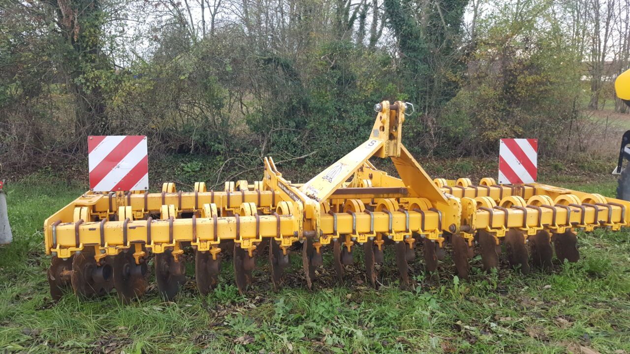 E-FARM: AGRISEM discomulch - Coltivatore - id YFGEDVP - 7.000 € - Anno di costruzione: 2008 - Francia