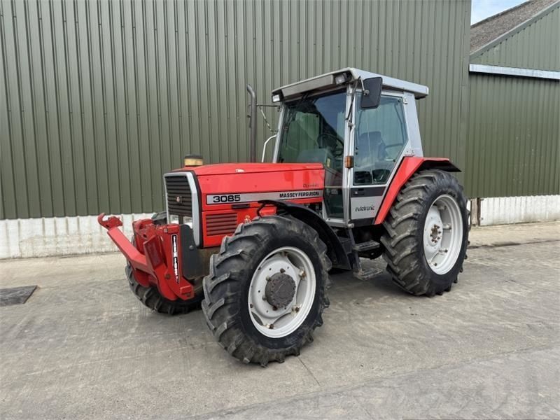 E-FARM: Massey Ferguson 3085 dynashift, t - Traktor - id RAHQANB - 17.830 € - Baujahr: 1993 - Abgelesene Motorstunden: 7.878,Vereinigtes Königreich