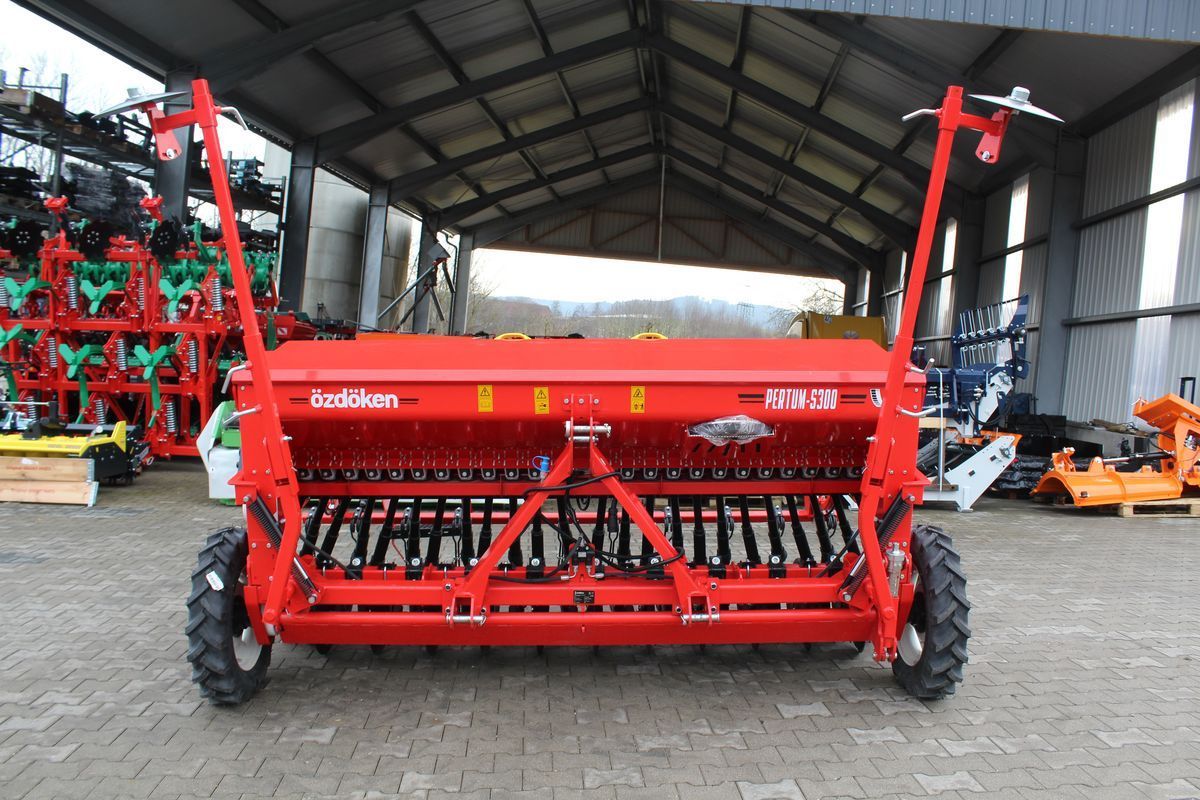 E-FARM: ozdoken pertum 250 s-neu - Drill - id 4QMSWAR - Austria