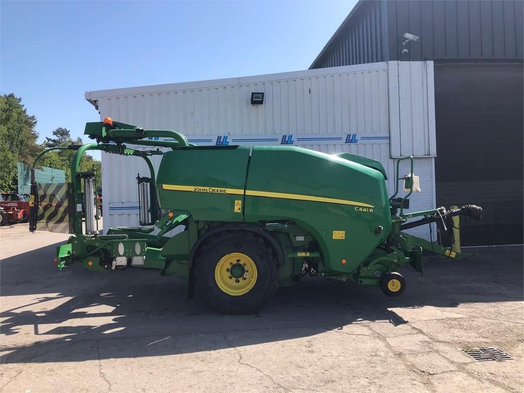 John Deere C441R Baler €36,984