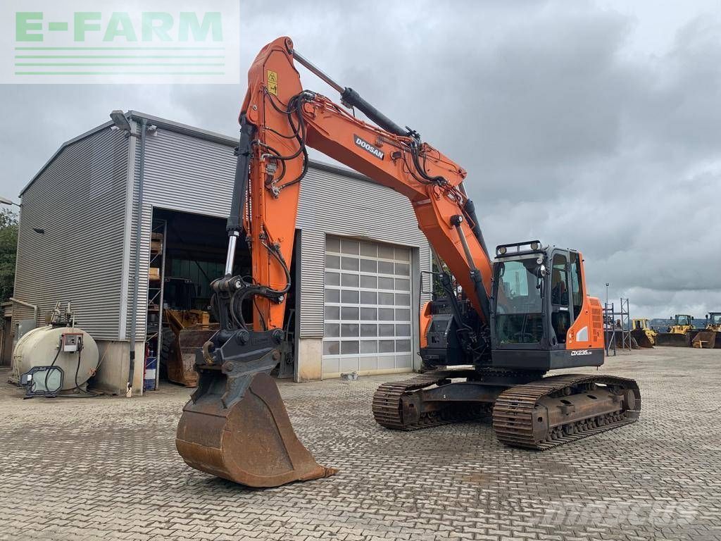 Doosan dx 235 lcr-5 Koparka gąsienicowa 57 500 €