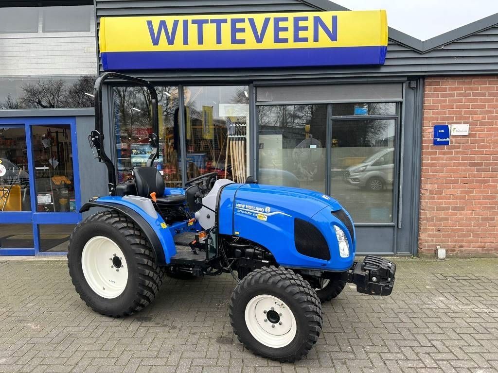 New Holland Boomer 55 Traktor