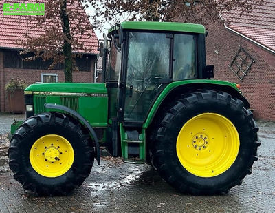 E-FARM: John Deere 6400 - Tractor - id YRZJFK6 - €19,000 - Year of construction: 1996 - Engine hours: 12,600,Engine power (HP): 101,Germany