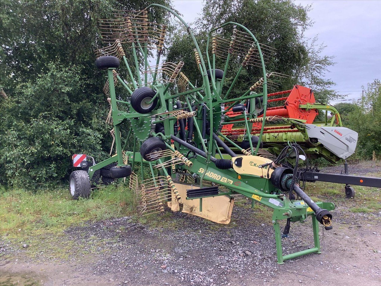 E-FARM: Krone Swadro TC 930 - Tedder - id FZNEQYC - €21,618 - Year of construction: 2021 - United Kingdom