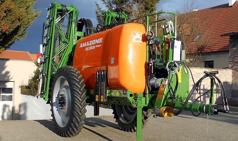 E-FARM: Amazone ug 3000 super - Sprayer - id NIDBZRX - Austria