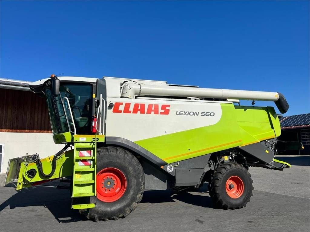 E-FARM: Claas Lexion 750 - Combine harvester - id KCSSZYC - €95,000 - Year of construction: 2009 - Engine hours: 3,400,Engine power (HP): 378,Germany
