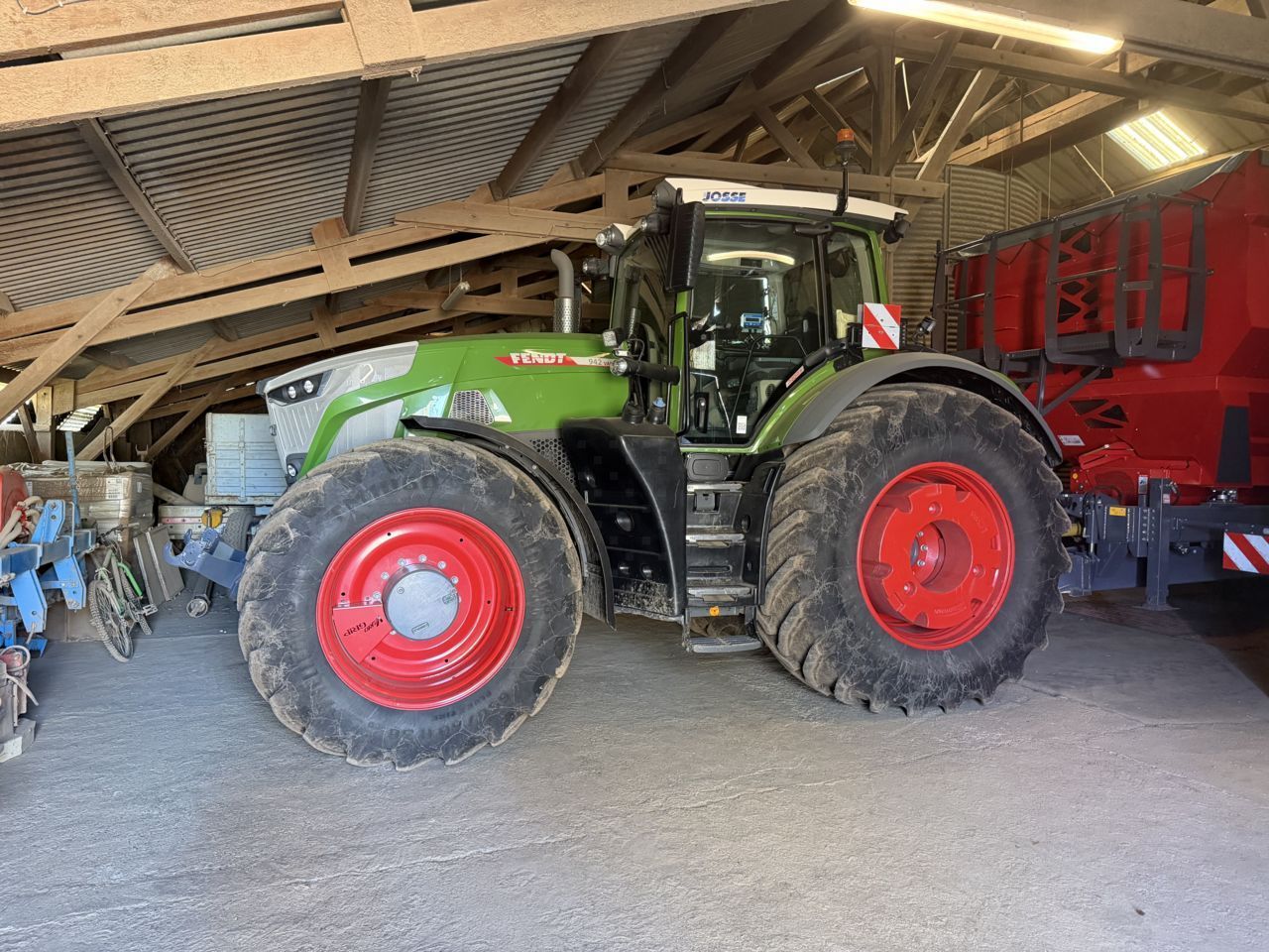 Fendt 942 Vario Profi Plus Tractor €290,000